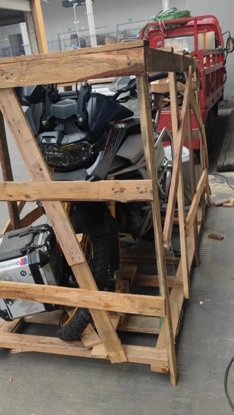 摩托托貨運摩托車貨運